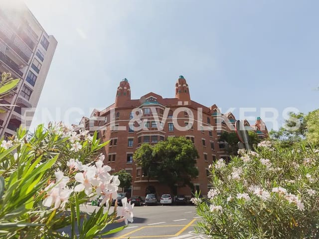4 soveværelse Lejlighed til leje i Arrancapins, Valencia by med garage - € 1.600 (Ref: 9965591)
