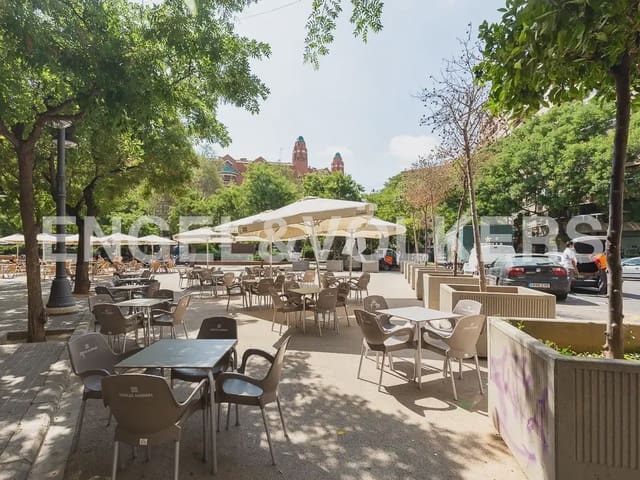 4 soveværelse Lejlighed til leje i Arrancapins, Valencia by med garage - € 1.600 (Ref: 9965591)