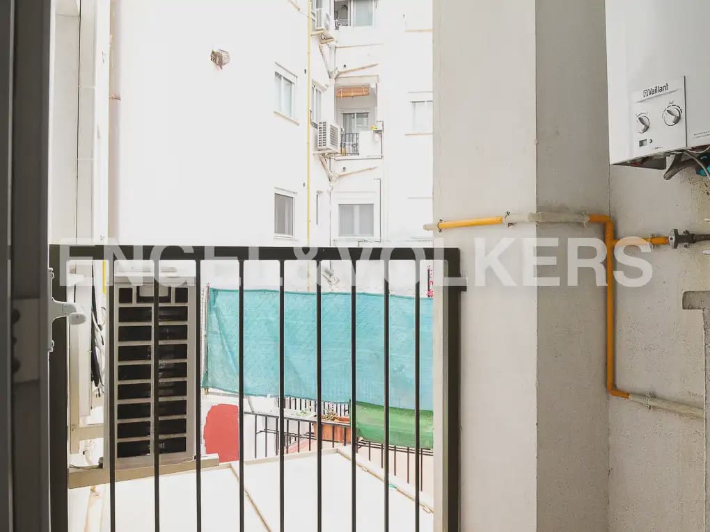 4 soveværelse Lejlighed til leje i Valencia by med garage - € 1.600 (Ref: 9965591)