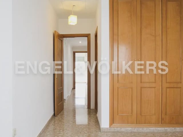 4 sypialnia Mieszkanie do wynajęcia w Arrancapins, Miasto Walencja z garażem - 1 600 € (Ref: 9965591)