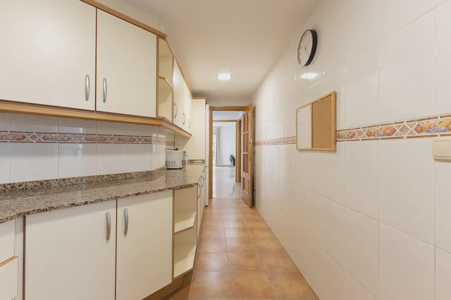 4 soveværelse Lejlighed til leje i Valencia by med garage - € 1.600 (Ref: 9965591)