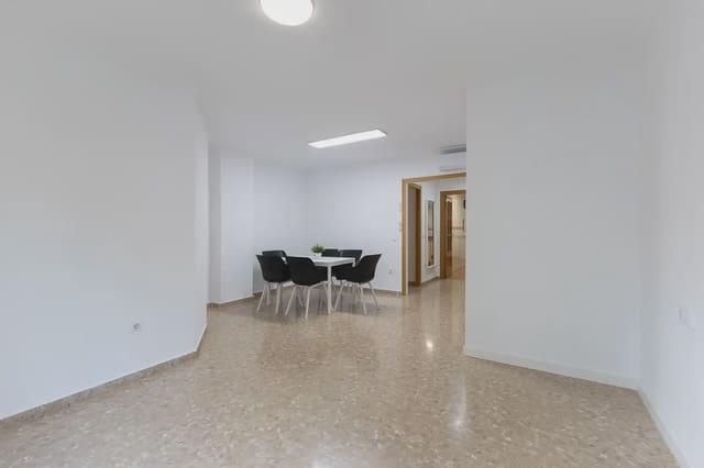 4 soverom Leilighet til leie i Arrancapins, Valencia by med garasje - € 1 600 (Ref: 9965591)