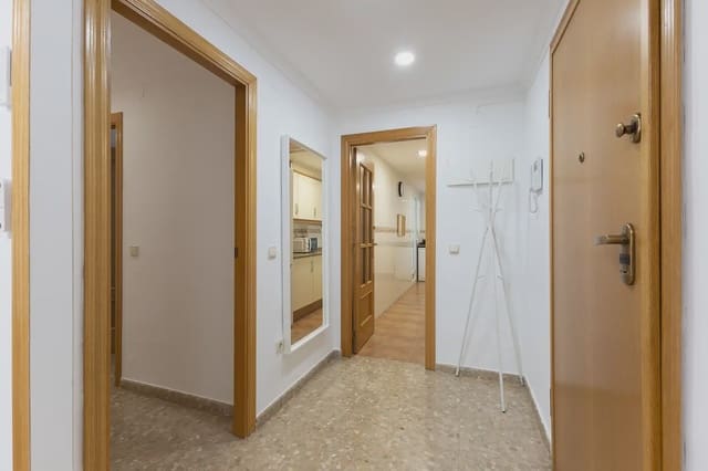 4 soverom Leilighet til leie i Arrancapins, Valencia by med garasje - € 1 600 (Ref: 9965591)