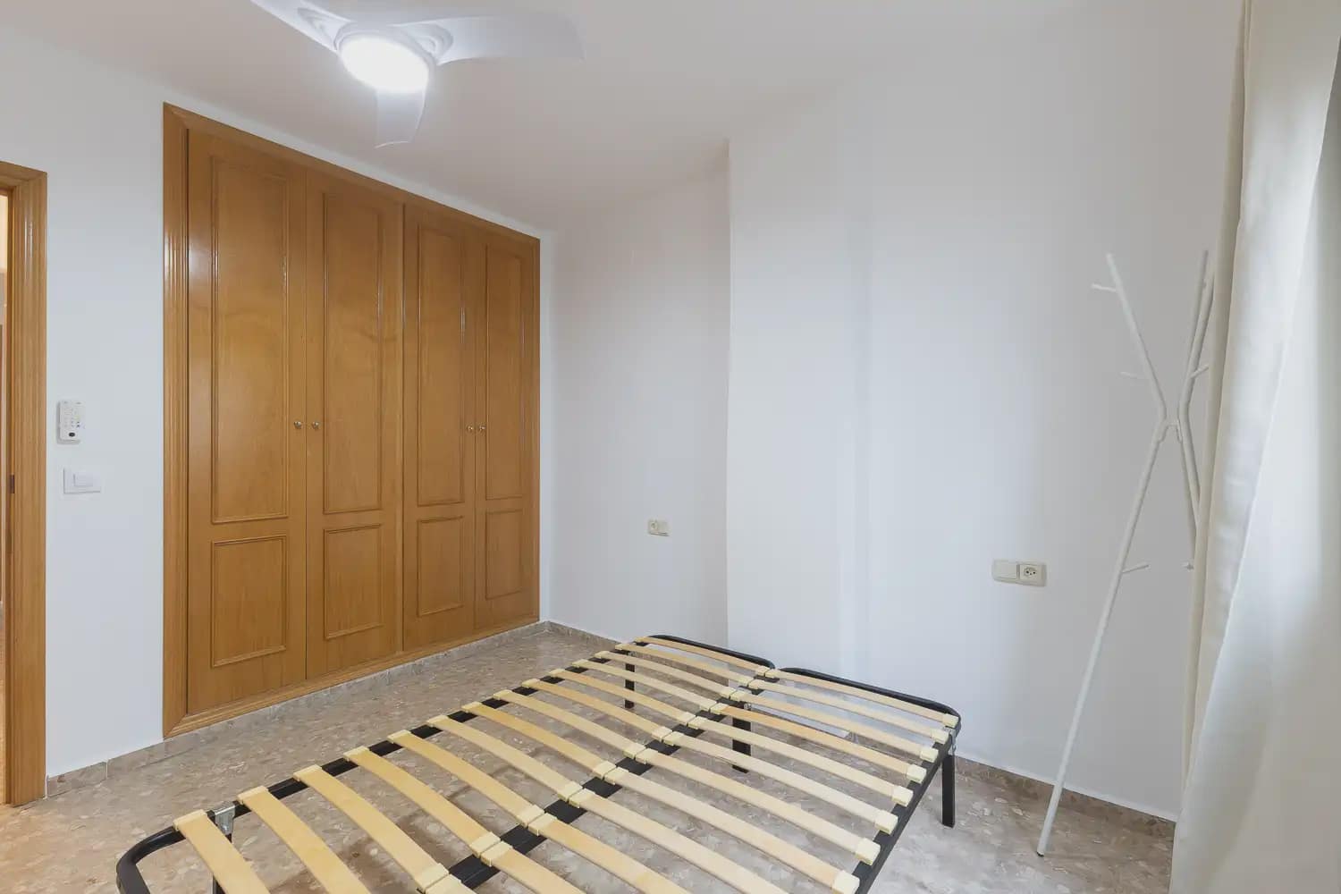 4 soveværelse Lejlighed til leje i Valencia by med garage - € 1.600 (Ref: 9965591)
