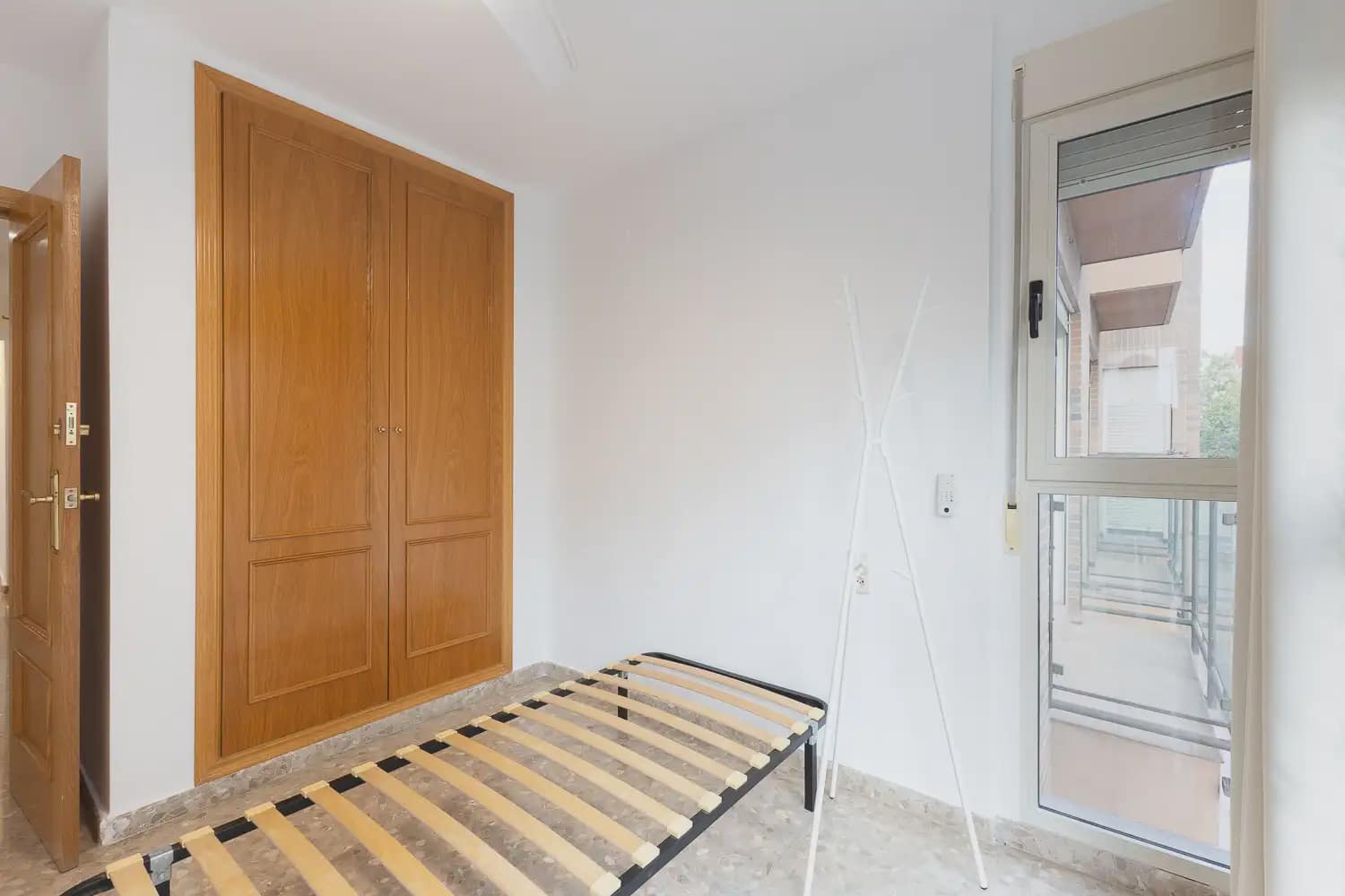 4 soveværelse Lejlighed til leje i Valencia by med garage - € 1.600 (Ref: 9965591)