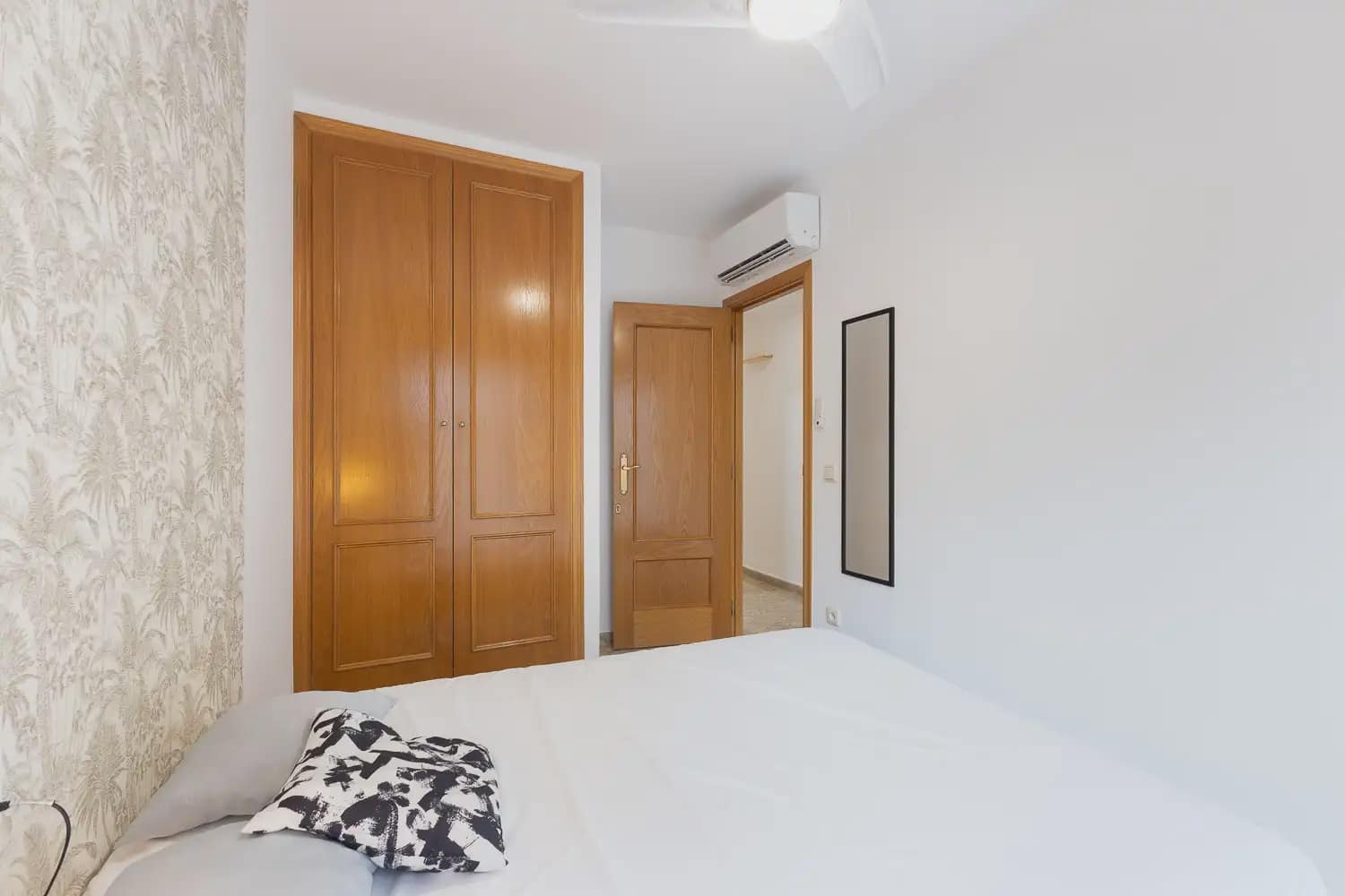 4 soveværelse Lejlighed til leje i Valencia by med garage - € 1.600 (Ref: 9965591)