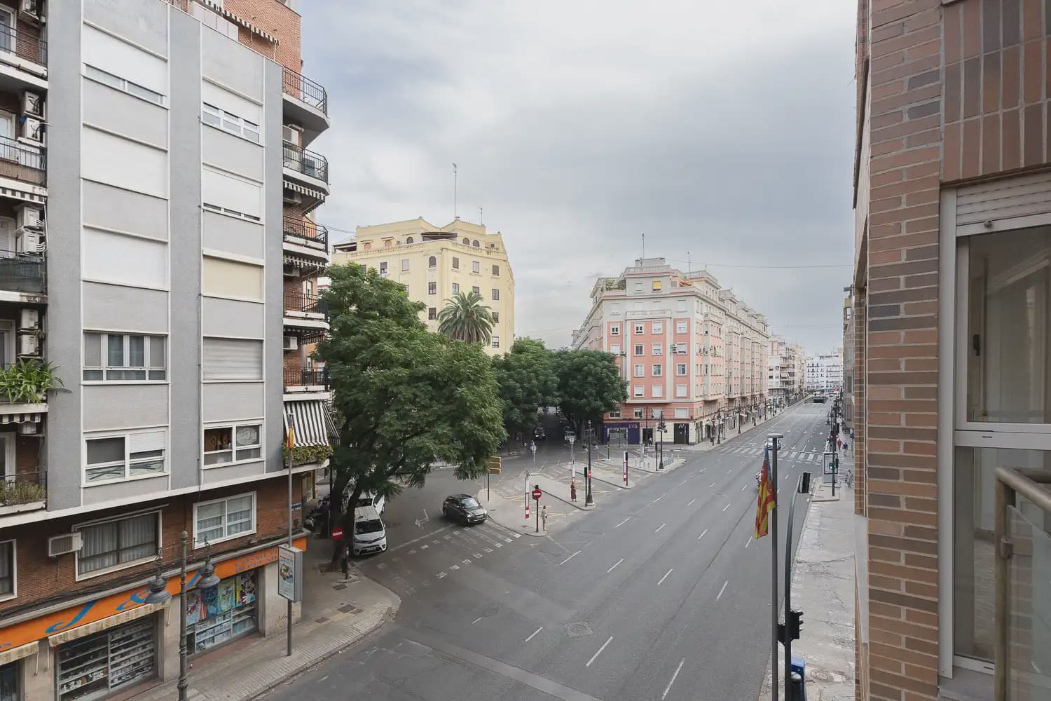 4 soveværelse Lejlighed til leje i Valencia by med garage - € 1.600 (Ref: 9965591)