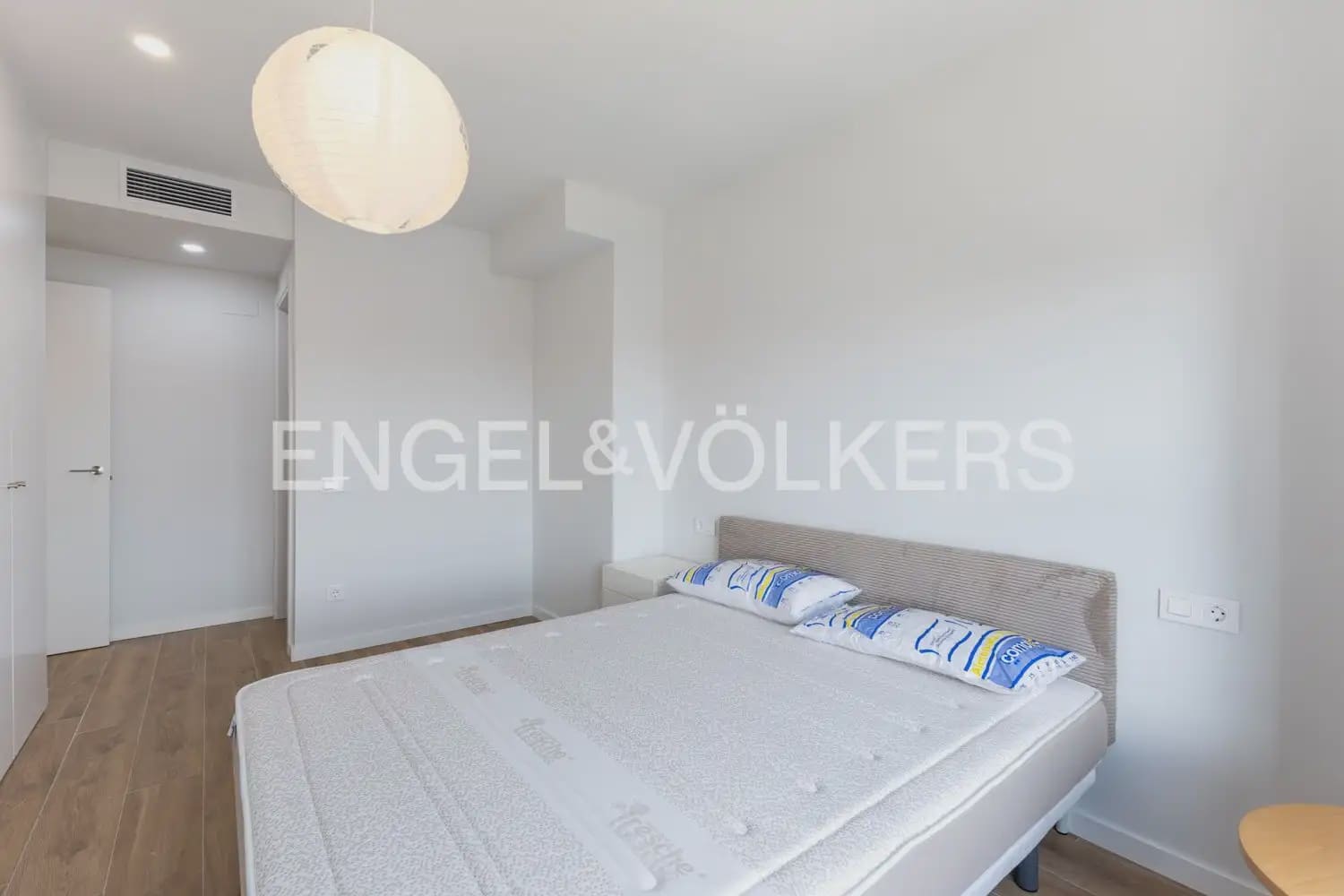 2 bedroom Flat for rent in Quart de Poblet with pool garage - € 1,500 (Ref: 9965592)
