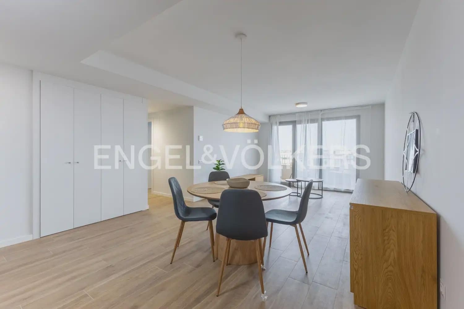 2 bedroom Flat for rent in Quart de Poblet with pool garage - € 1,500 (Ref: 9965592)