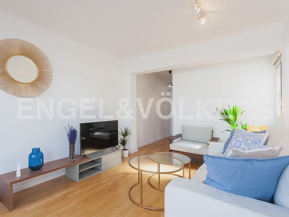 2 soveværelse Penthouse til leje i Valencia by - € 1.700 (Ref: 9965593)