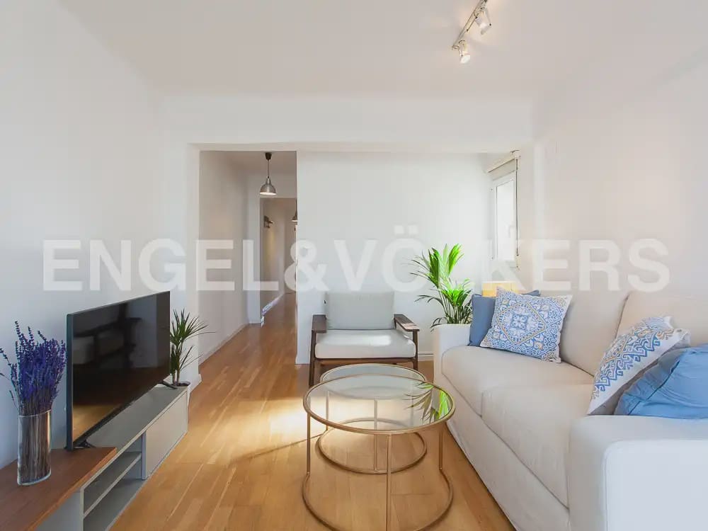 2 soveværelse Penthouse til leje i Valencia by - € 1.700 (Ref: 9965593)