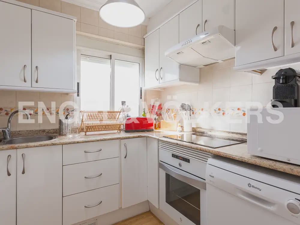 2 soveværelse Penthouse til leje i Valencia by - € 1.700 (Ref: 9965593)