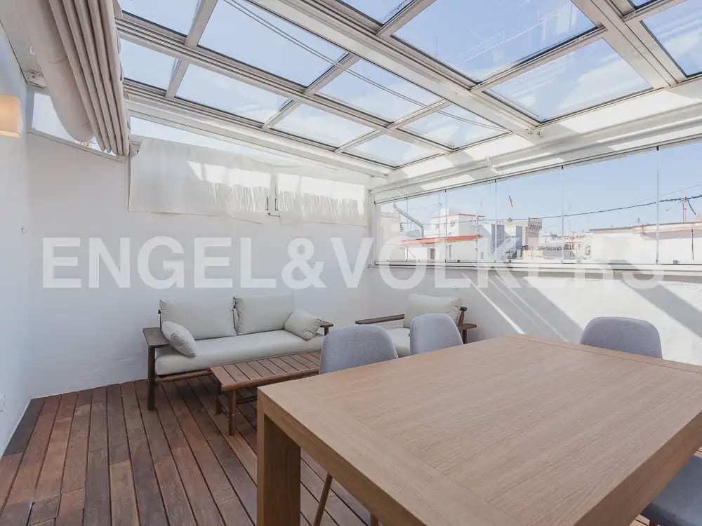 2 soveværelse Penthouse til leje i Valencia by - € 1.700 (Ref: 9965593)