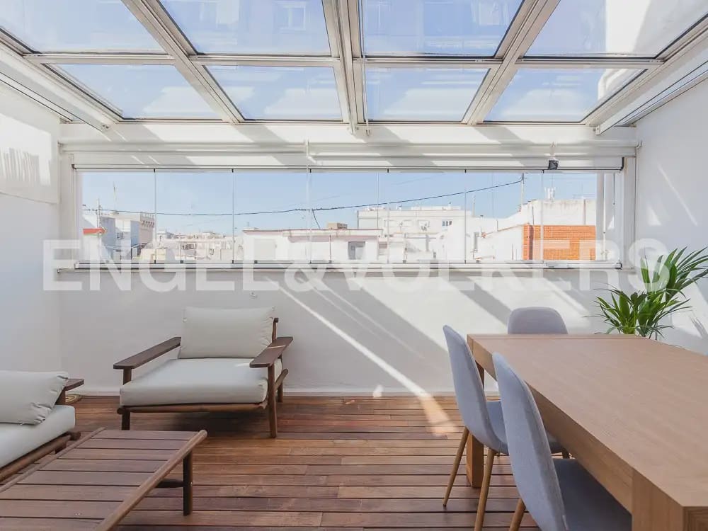 2 soveværelse Penthouse til leje i Valencia by - € 1.700 (Ref: 9965593)