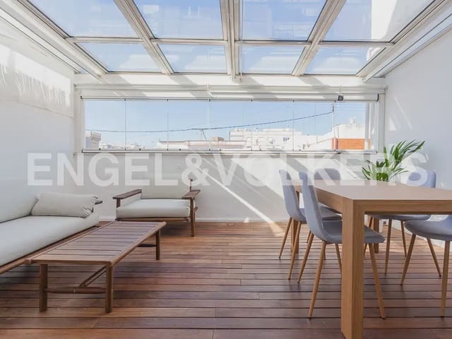 2 soveværelse Penthouse til leje i El Carme, Valencia by - € 1.700 (Ref: 9965593)