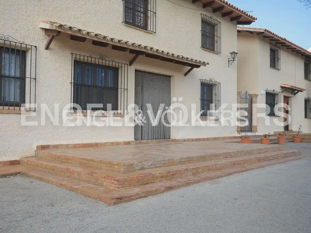 Finca/Casa Rural de 4 habitaciones en Ayora en venta con piscina - 4.800.000 € (Ref: 9965594)