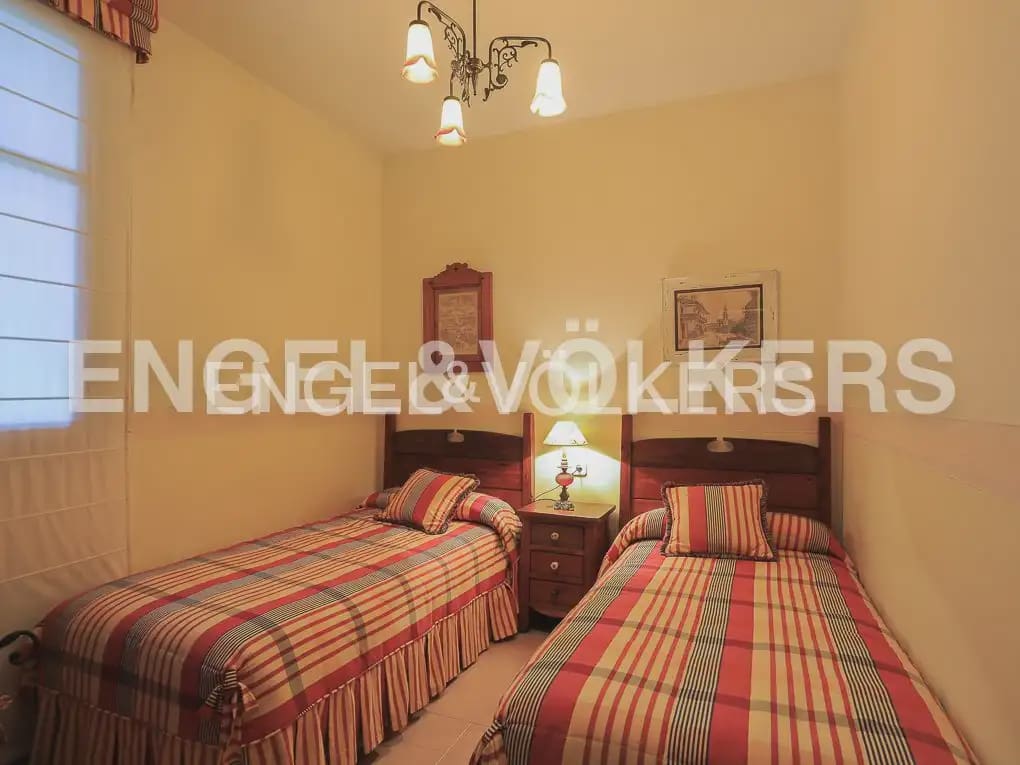 Finca/Casa Rural de 4 habitaciones en Ayora en venta con piscina - 4.800.000 € (Ref: 9965594)