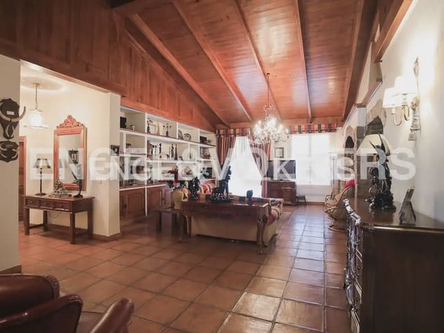 4 soverom Finca/Herregård til salgs i Ayora med svømmebasseng - € 4 800 000 (Ref: 9965594)