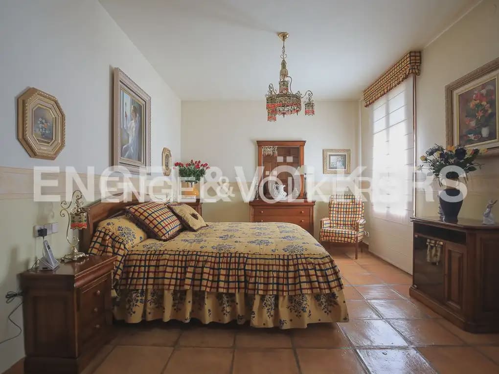 Finca/Casa Rural de 4 habitaciones en Ayora en venta con piscina - 4.800.000 € (Ref: 9965594)
