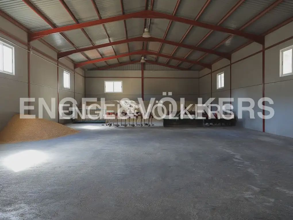 Finca/Casa Rural de 4 habitaciones en Ayora en venta con piscina - 4.800.000 € (Ref: 9965594)