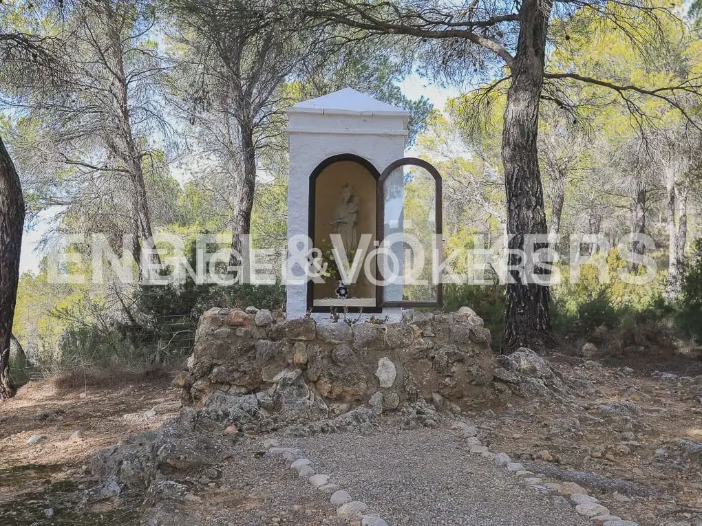 Finca/Casa Rural de 4 habitaciones en Ayora en venta con piscina - 4.800.000 € (Ref: 9965594)