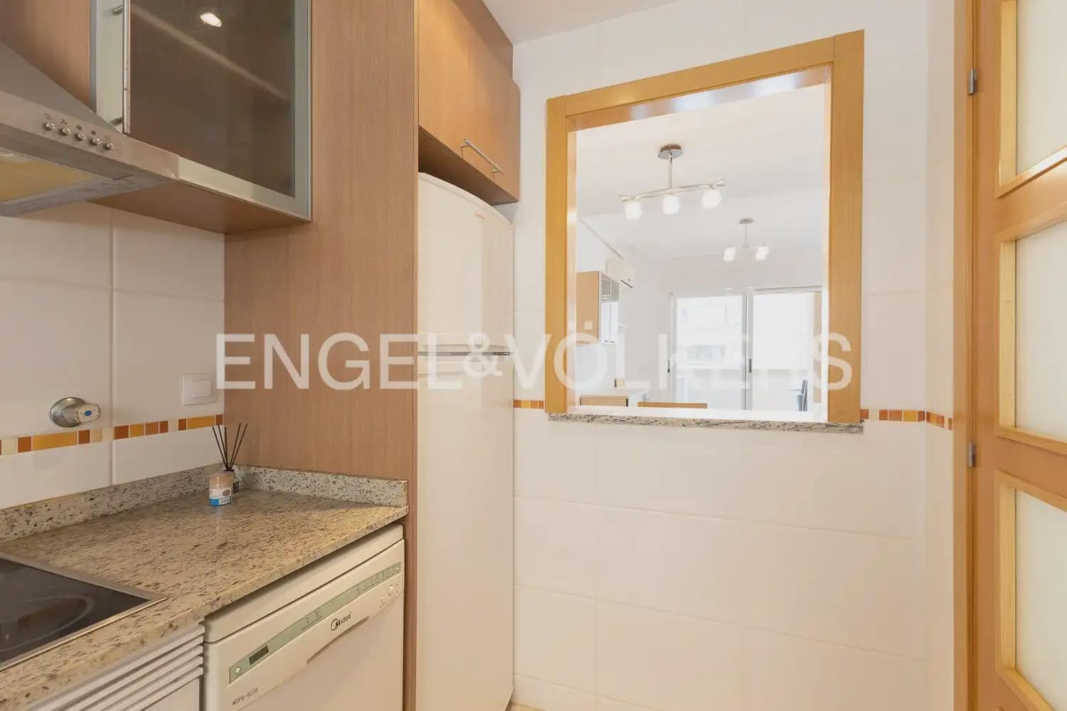 2 bedroom Flat for sale in Oropesa  with pool garage - € 130,000 (Ref: 9965745)