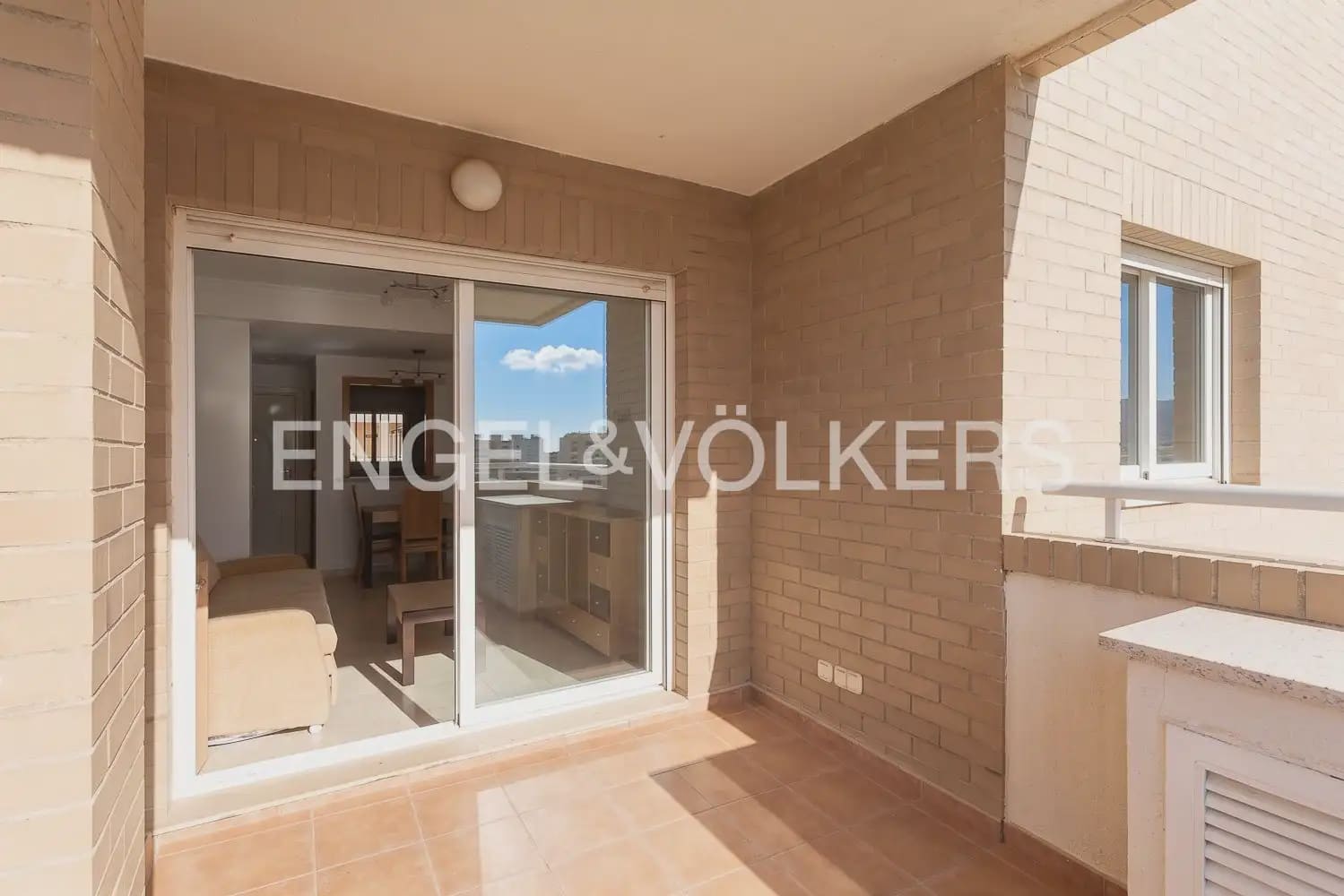 2 bedroom Flat for sale in Oropesa  with pool garage - € 130,000 (Ref: 9965745)