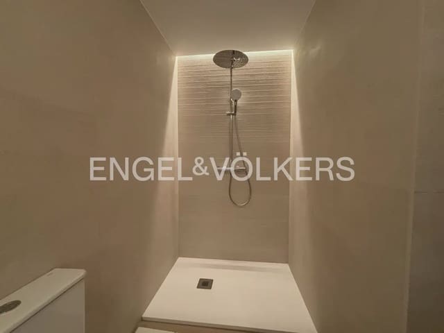 1 quarto Apartamento para arrendar em Sant Pau, Valência cidade - 1 500 € (Ref: 9965746)