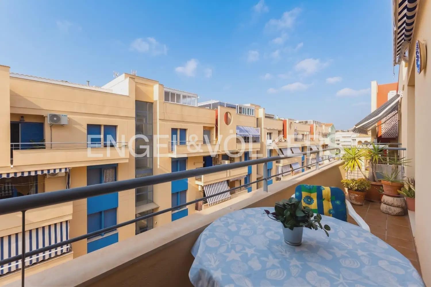 2 soverom Leilighet til leie i Canet d'En Berenguer med svømmebasseng garasje - € 1 500 (Ref: 9965747)