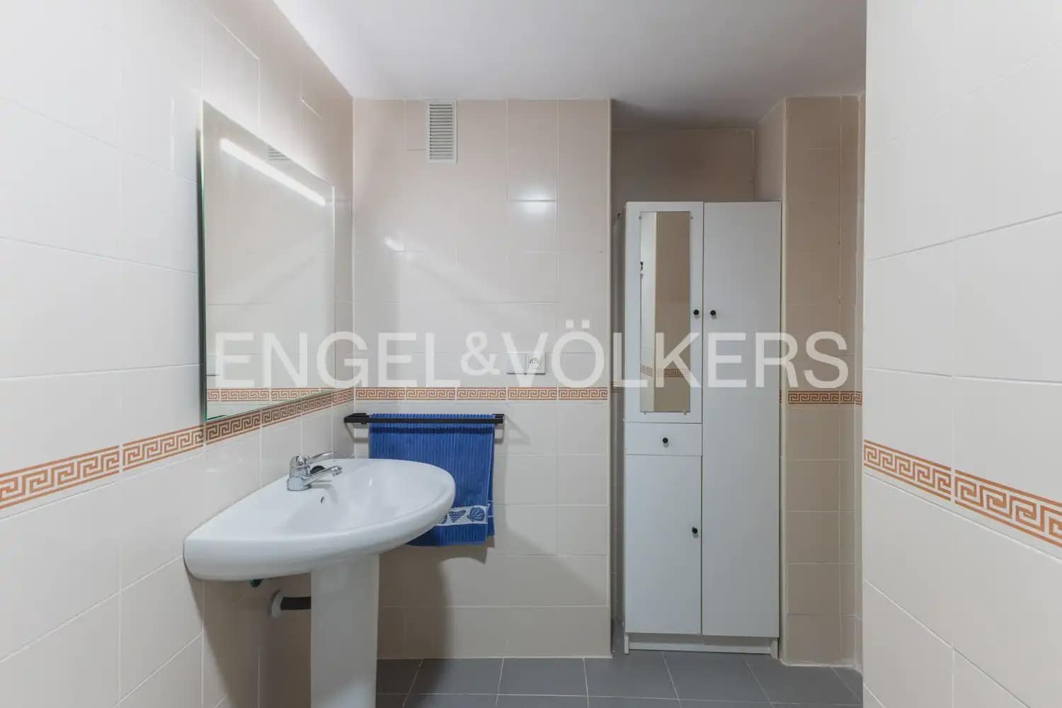 2 soverom Leilighet til leie i Canet d'En Berenguer med svømmebasseng garasje - € 1 500 (Ref: 9965747)