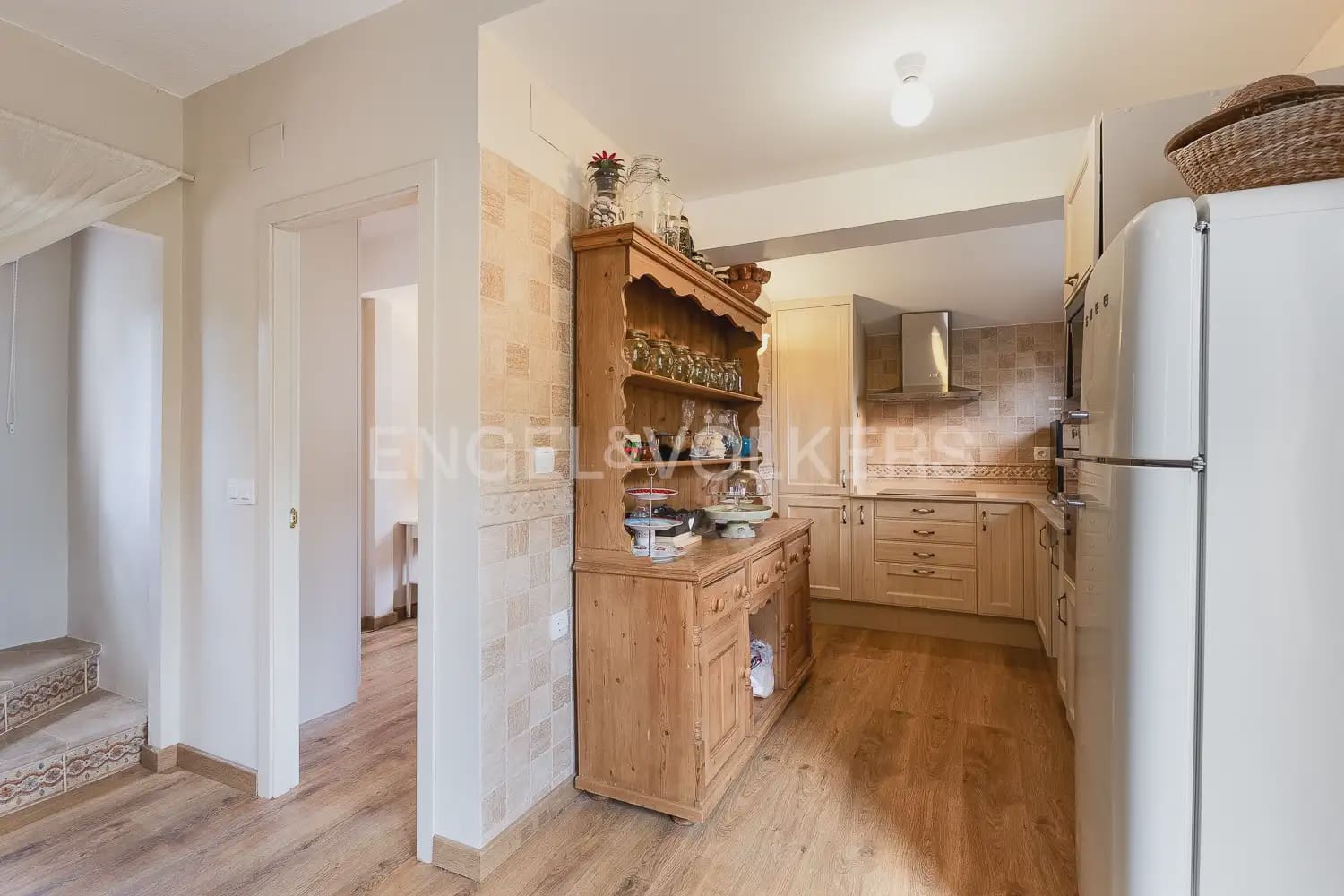 6 slaapkamer Villa te koop in Betera met zwembad garage - € 580.000 (Ref: 9965749)