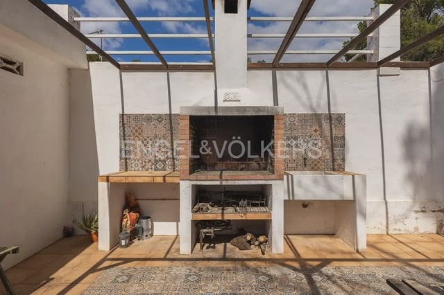Chalet de 6 habitaciones en Bétera en venta con piscina garaje - 580.000 € (Ref: 9965749)