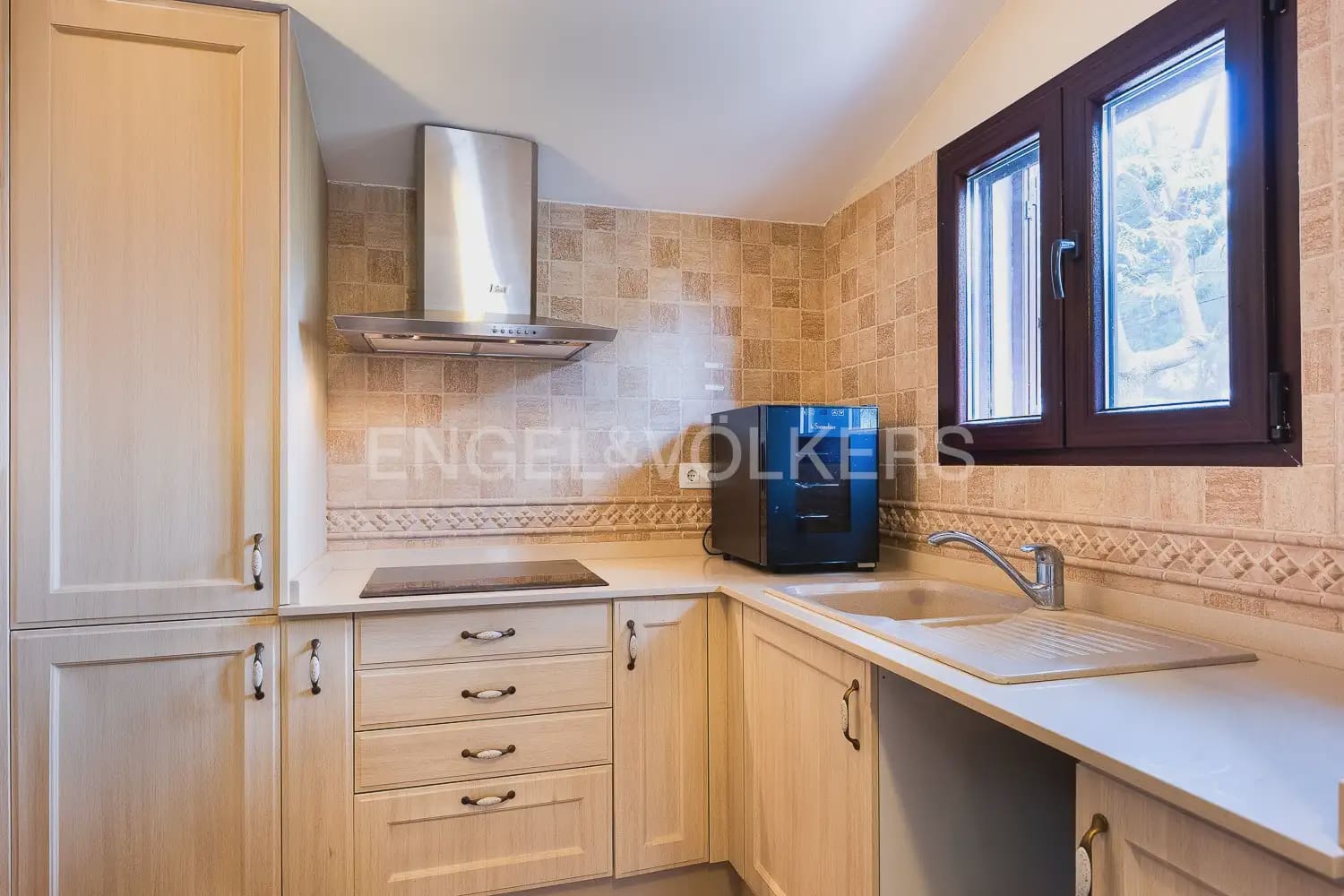 6 slaapkamer Villa te koop in Betera met zwembad garage - € 580.000 (Ref: 9965749)