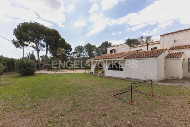 6 slaapkamer Villa te koop in Bétera met zwembad garage - € 580.000 (Ref: 9965749)