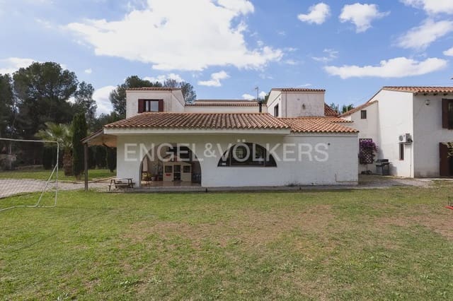 6 slaapkamer Villa te koop in Bétera met zwembad garage - € 580.000 (Ref: 9965749)