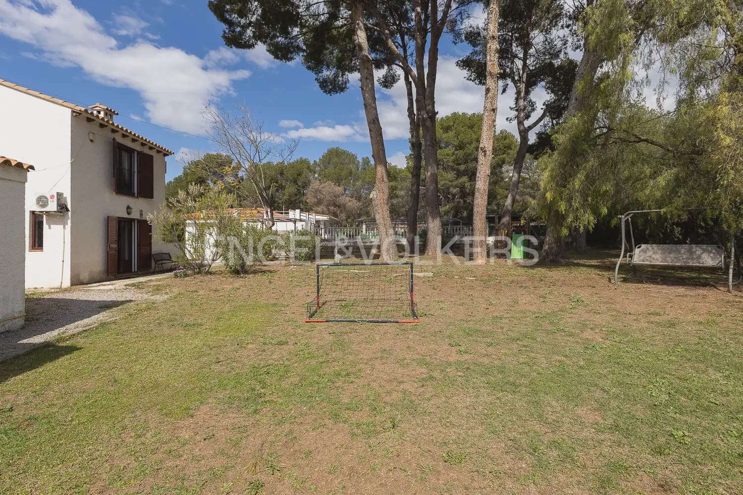 6 slaapkamer Villa te koop in Betera met zwembad garage - € 580.000 (Ref: 9965749)