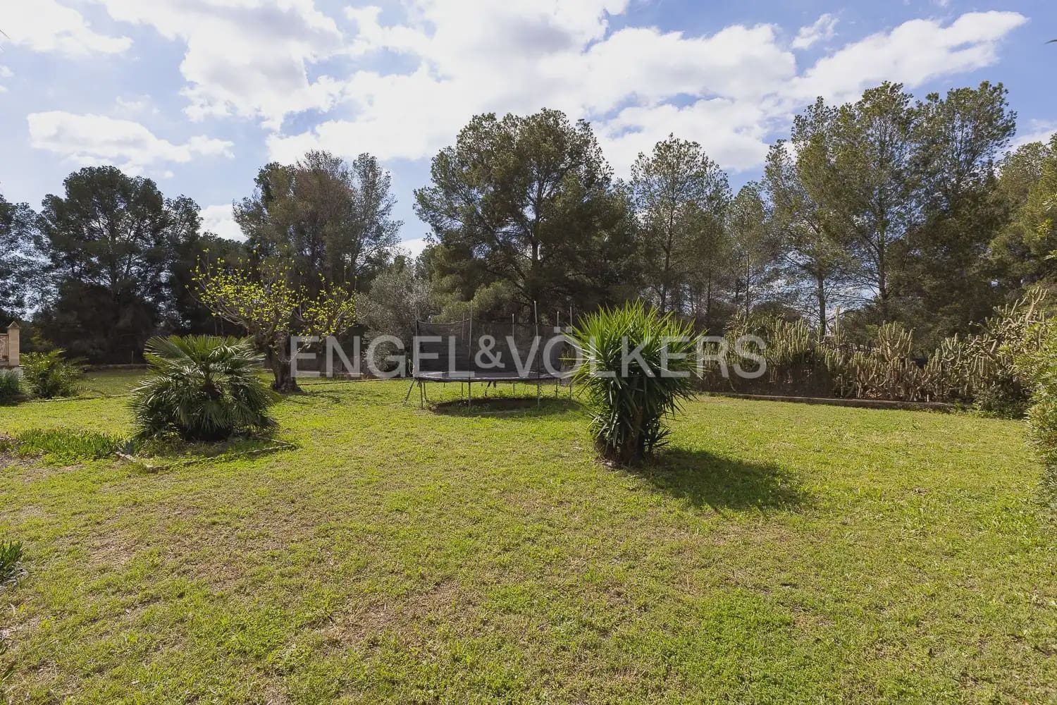6 slaapkamer Villa te koop in Betera met zwembad garage - € 580.000 (Ref: 9965749)