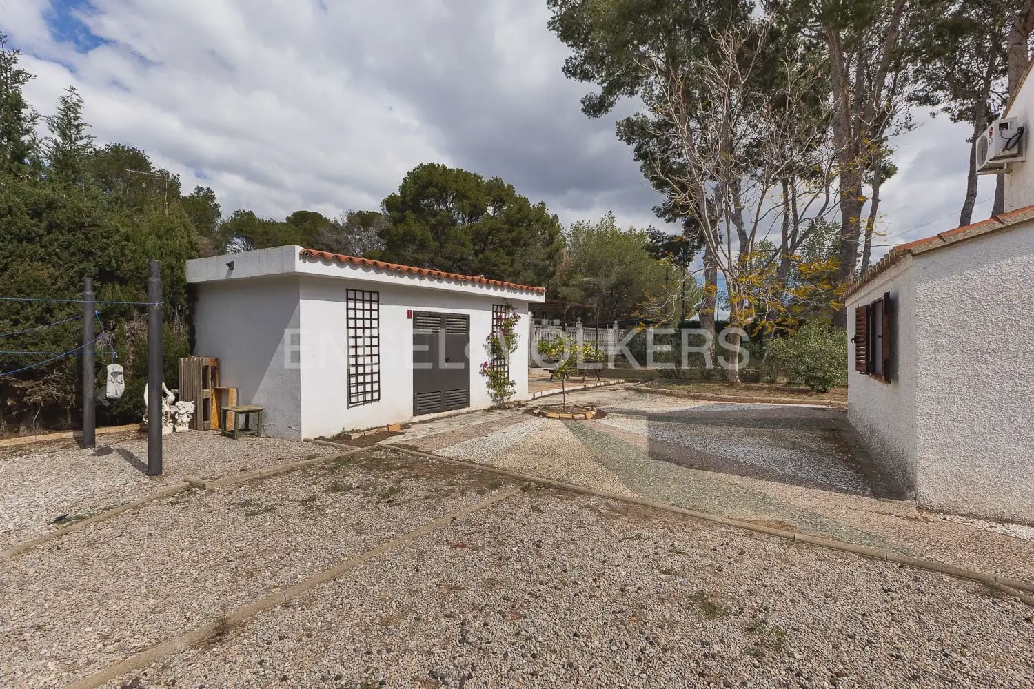 6 slaapkamer Villa te koop in Betera met zwembad garage - € 580.000 (Ref: 9965749)