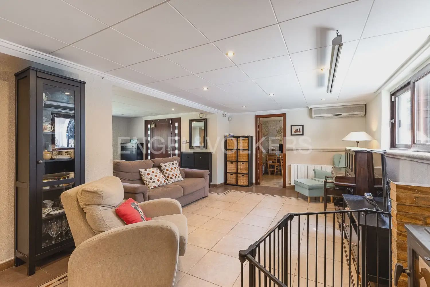 6 slaapkamer Villa te koop in Betera met zwembad garage - € 580.000 (Ref: 9965749)