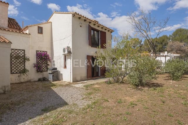 6 slaapkamer Villa te koop in Bétera met zwembad garage - € 580.000 (Ref: 9965749)