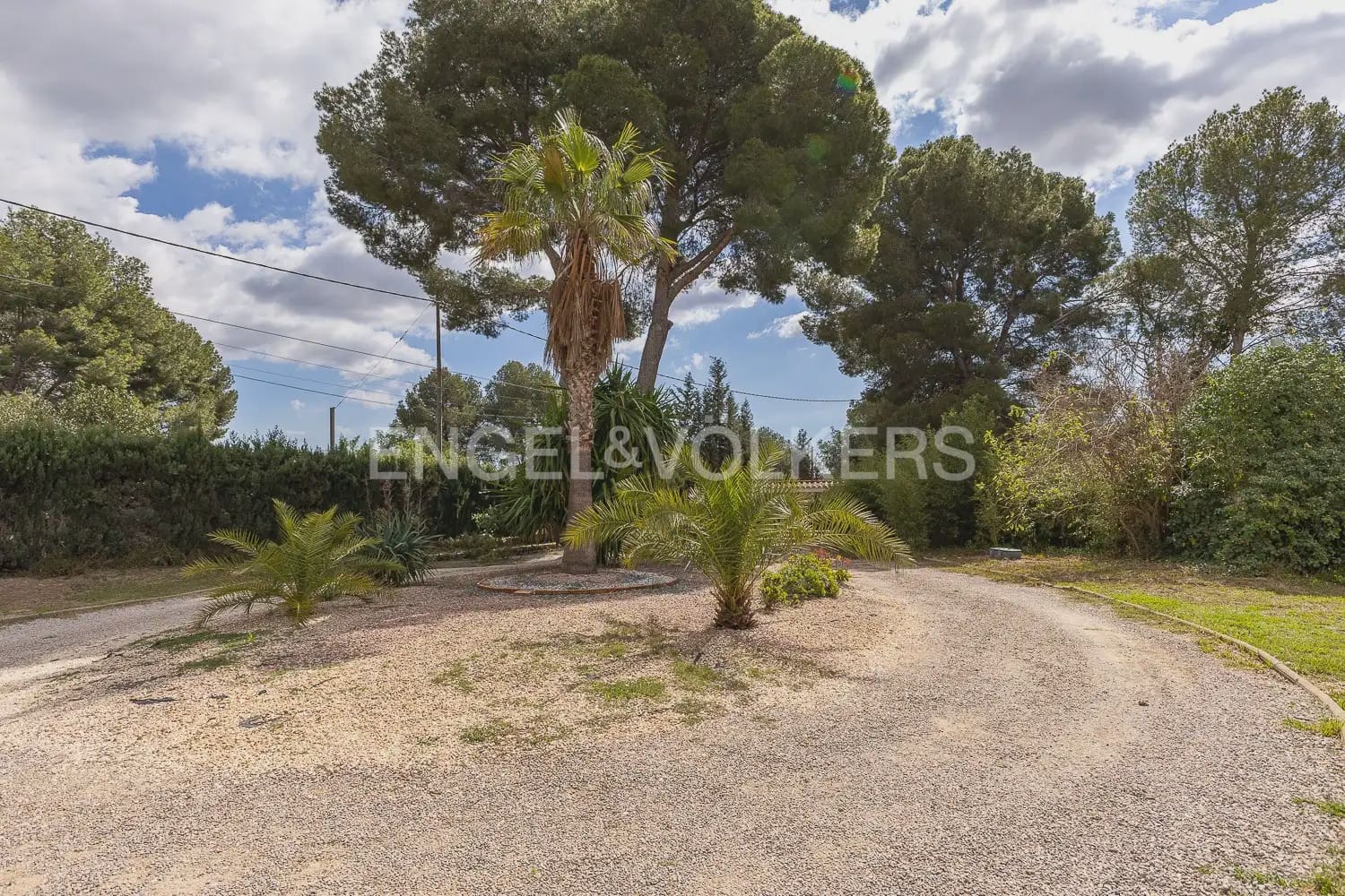 6 slaapkamer Villa te koop in Betera met zwembad garage - € 580.000 (Ref: 9965749)