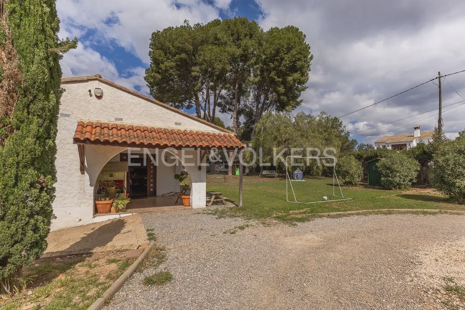 6 slaapkamer Villa te koop in Betera met zwembad garage - € 580.000 (Ref: 9965749)