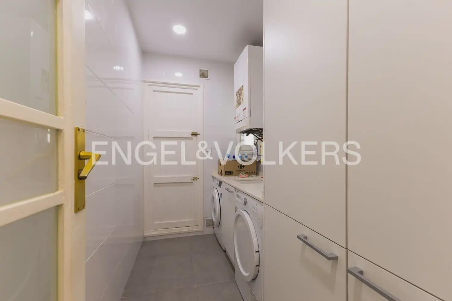 5 slaapkamer Flat te huur in Valencia stad - € 4.000 (Ref: 9965841)