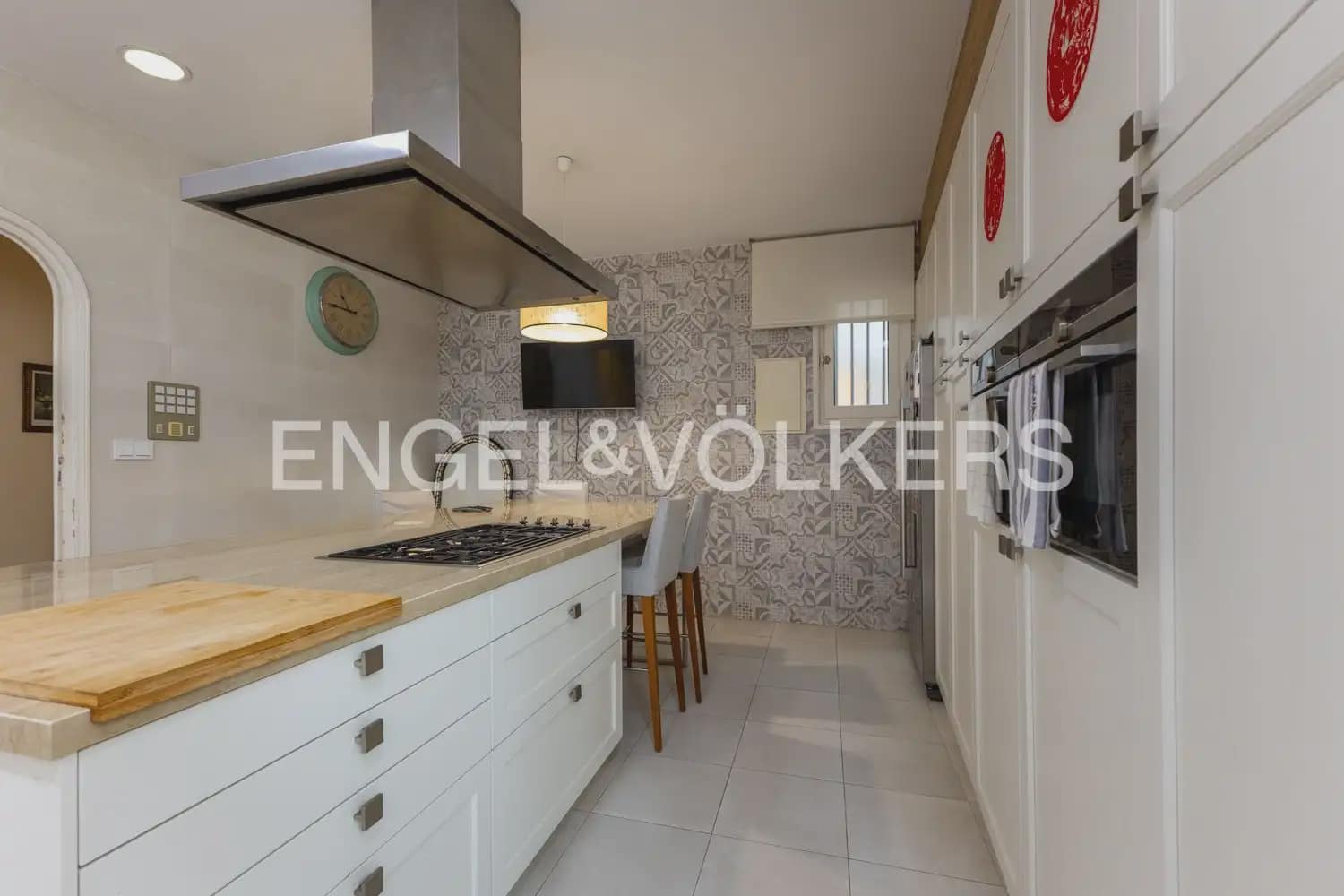 5 slaapkamer Flat te huur in Valencia stad - € 4.000 (Ref: 9965841)