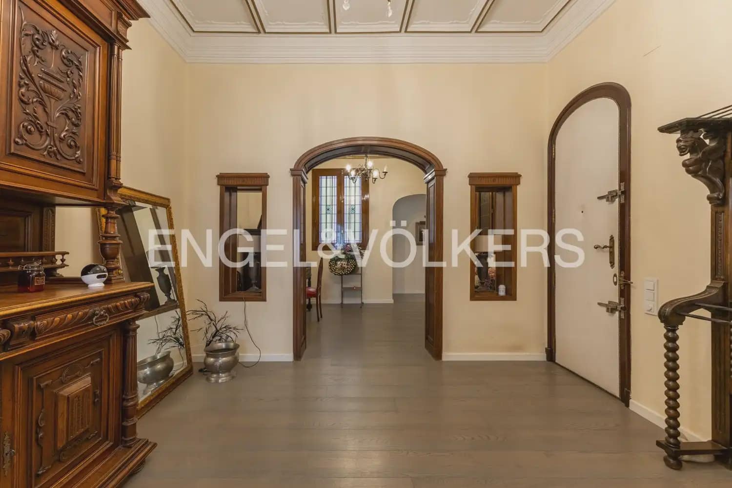 5 slaapkamer Flat te huur in Valencia stad - € 4.000 (Ref: 9965841)