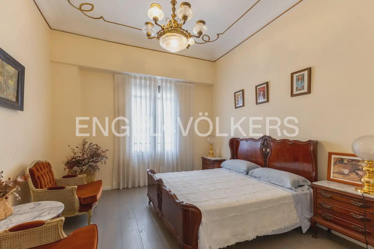 5 slaapkamer Flat te huur in Valencia stad - € 4.000 (Ref: 9965841)