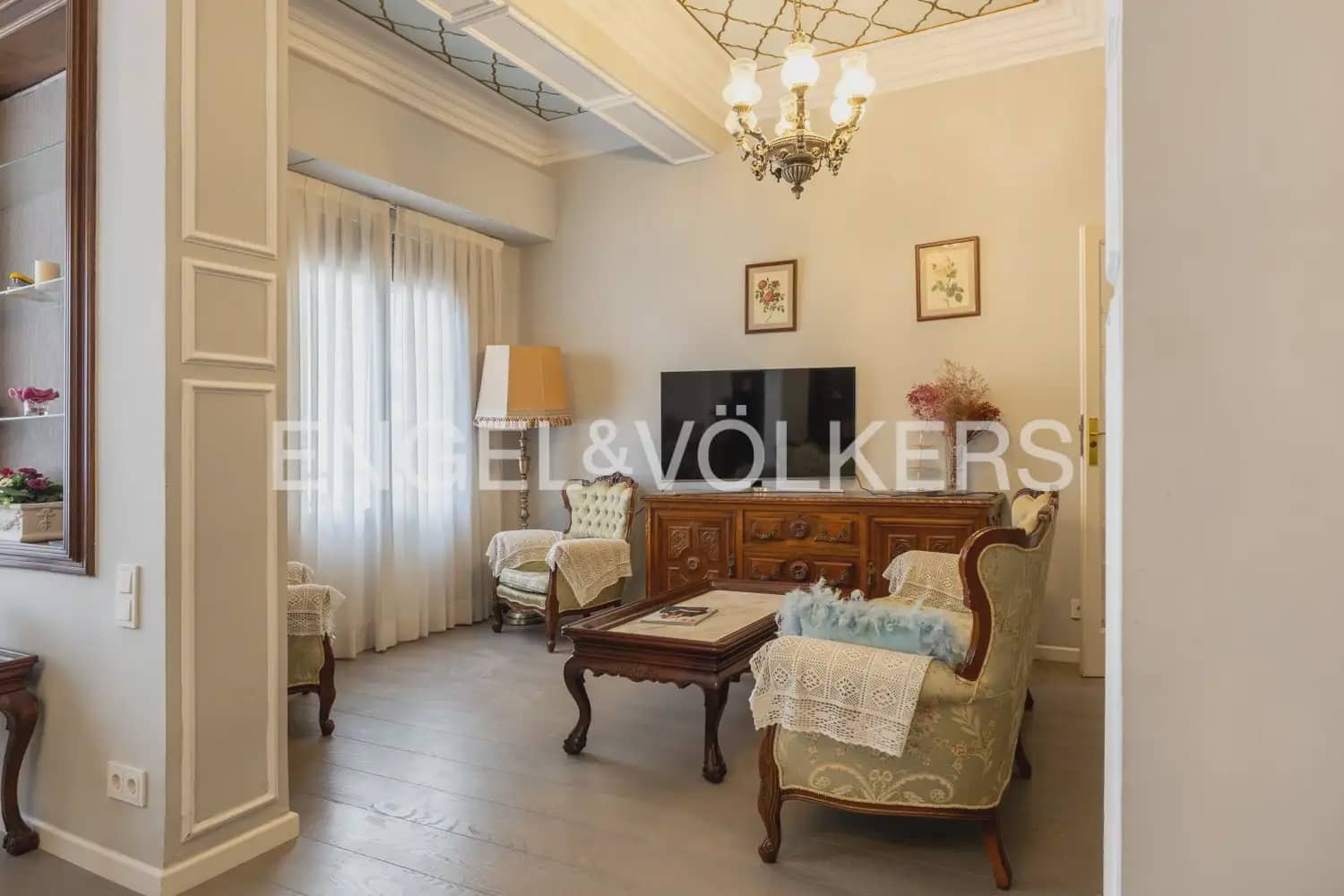 5 slaapkamer Flat te huur in Valencia stad - € 4.000 (Ref: 9965841)