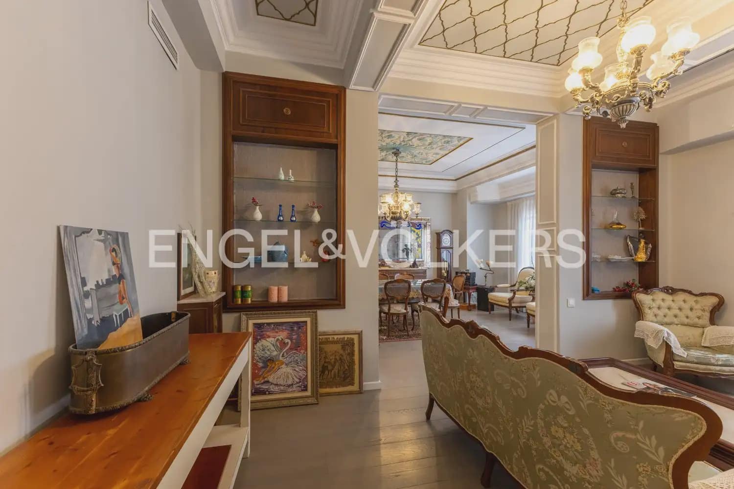 5 slaapkamer Flat te huur in Valencia stad - € 4.000 (Ref: 9965841)