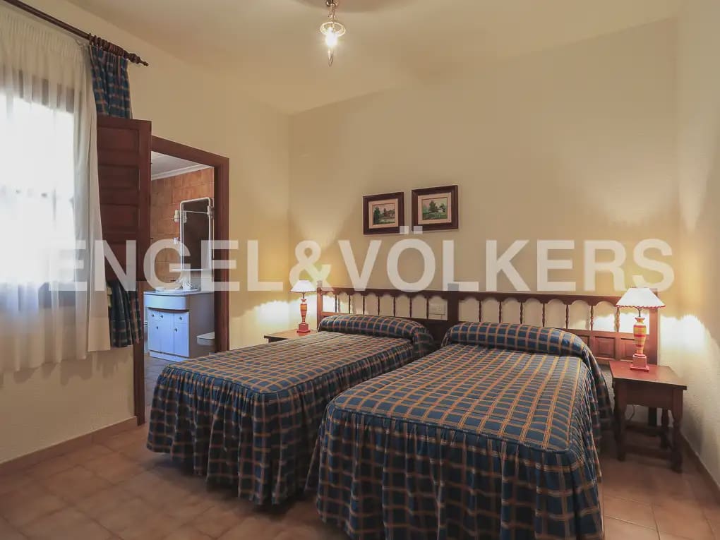 Finka/Dom wiejski na sprzedaż w Ayora - 3 450 000 € (Ref: 9965844)