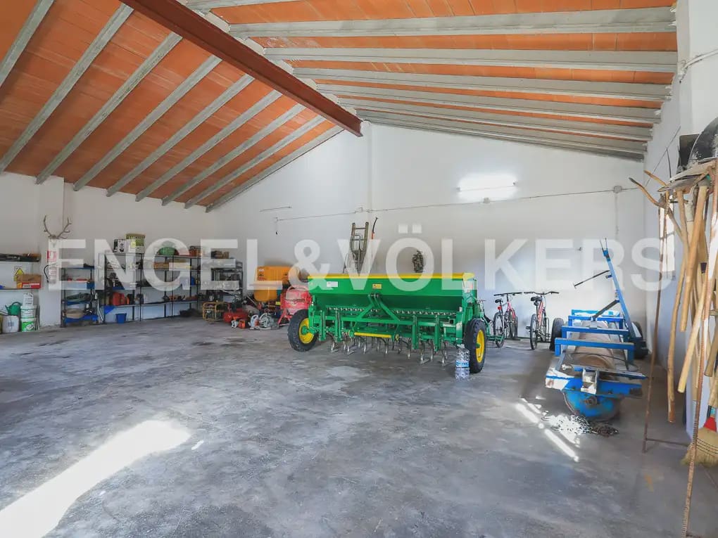 Finka/Dom wiejski na sprzedaż w Ayora - 3 450 000 € (Ref: 9965844)
